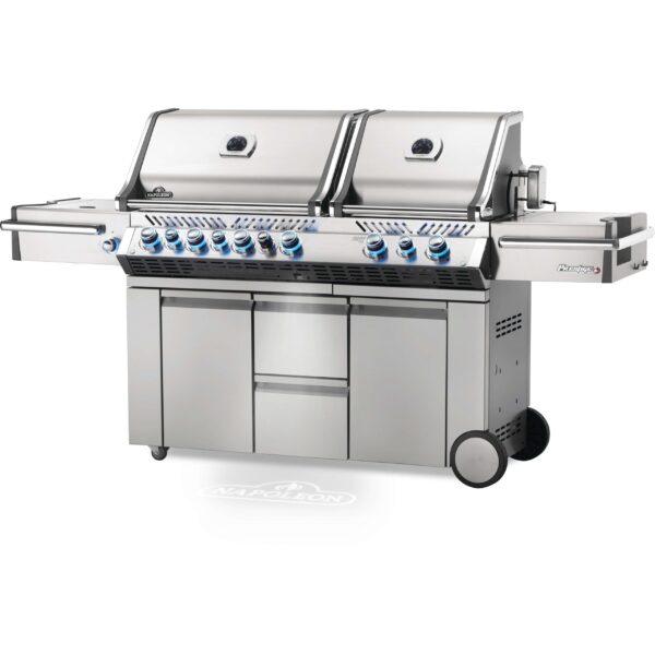 Napoleon Prestige Pro 825 Gas Grill